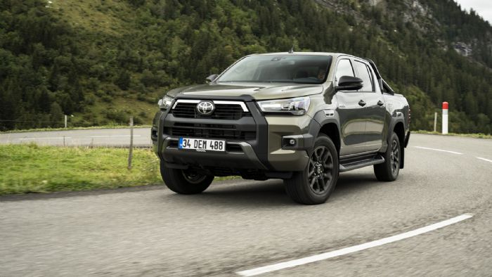 Toyota Hilux: Νέα βελτιωμένη γενιά