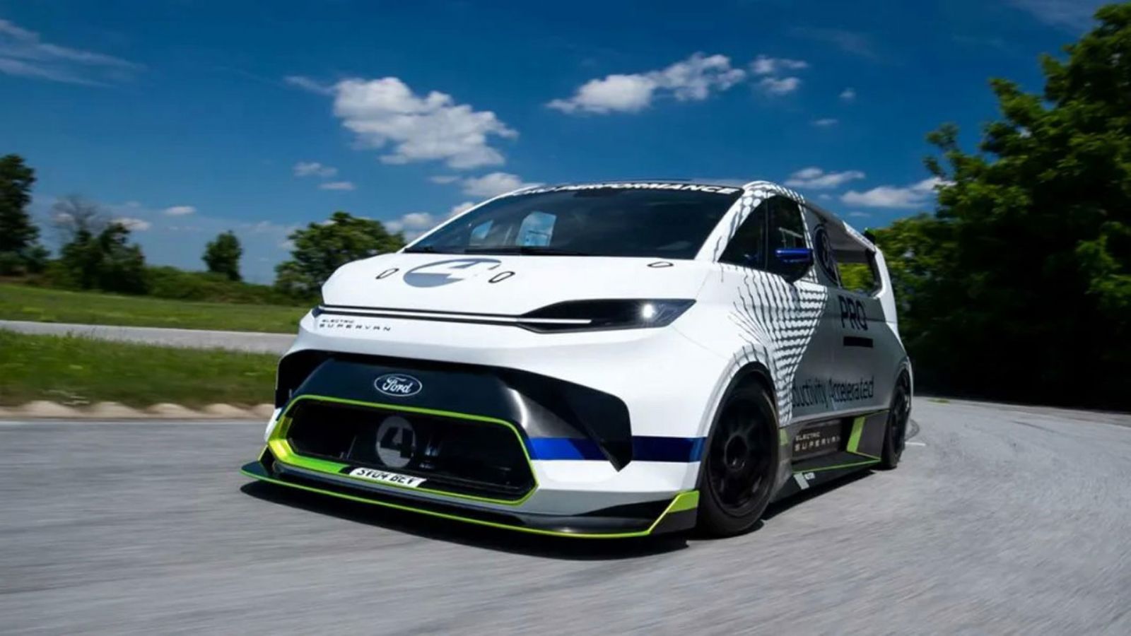 Το ηλεκτρικό Ford Supervan 4 στο Pikes Peak