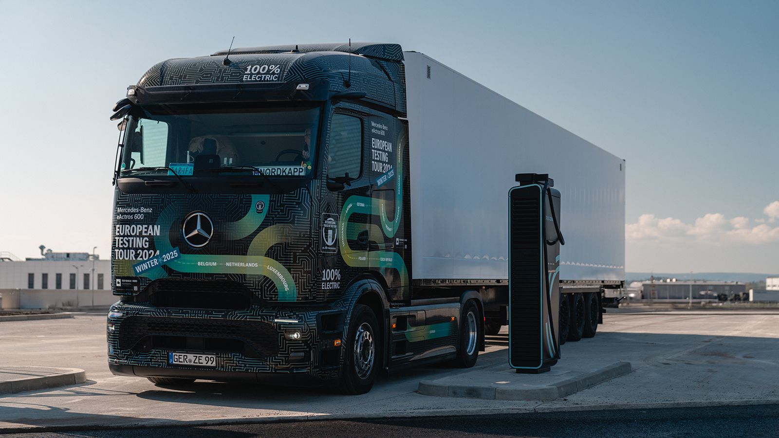 Το Mercedes-Benz eActros 600 βάζει πλώρη για το ρεκόρ Guinness!
