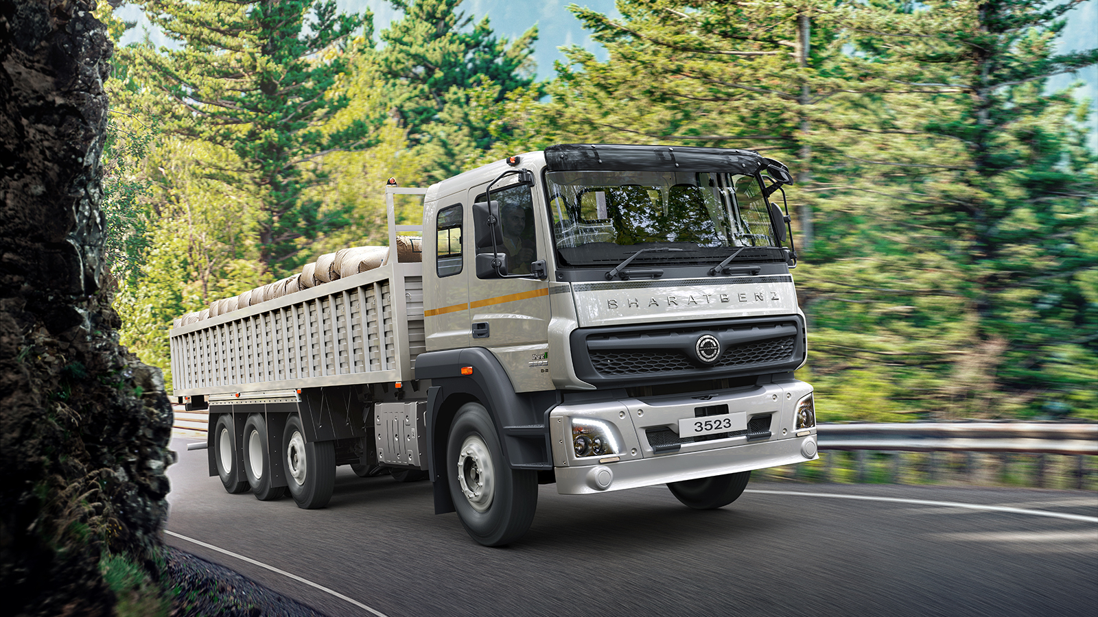 BharatBenz: Πωλήσεις - ρεκόρ για τη θυγατρική της Daimler!