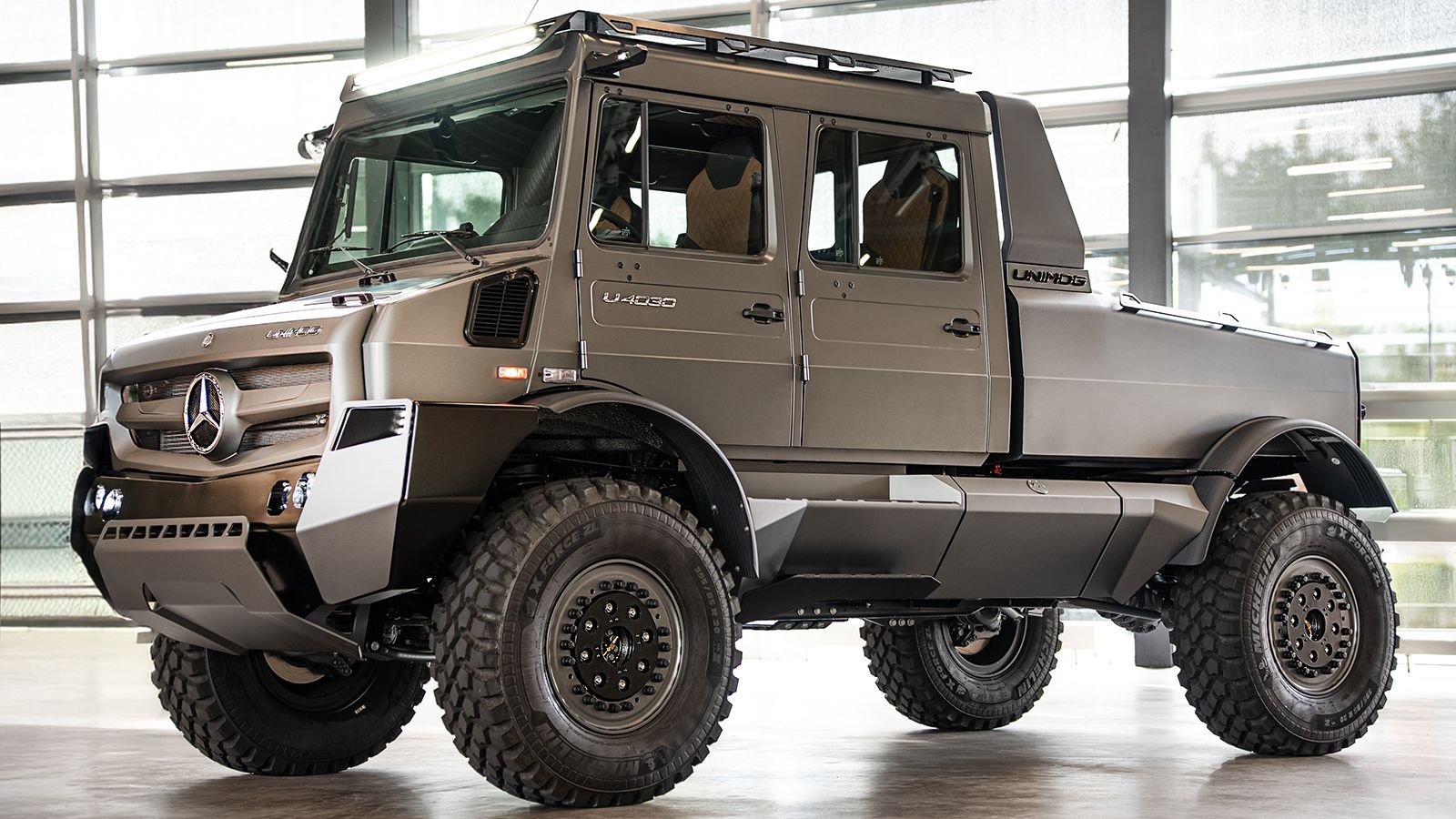 Παρουσιάστηκε το πιο luxury, Unimog, που έχει κατασκευαστεί ποτέ! (+vid)