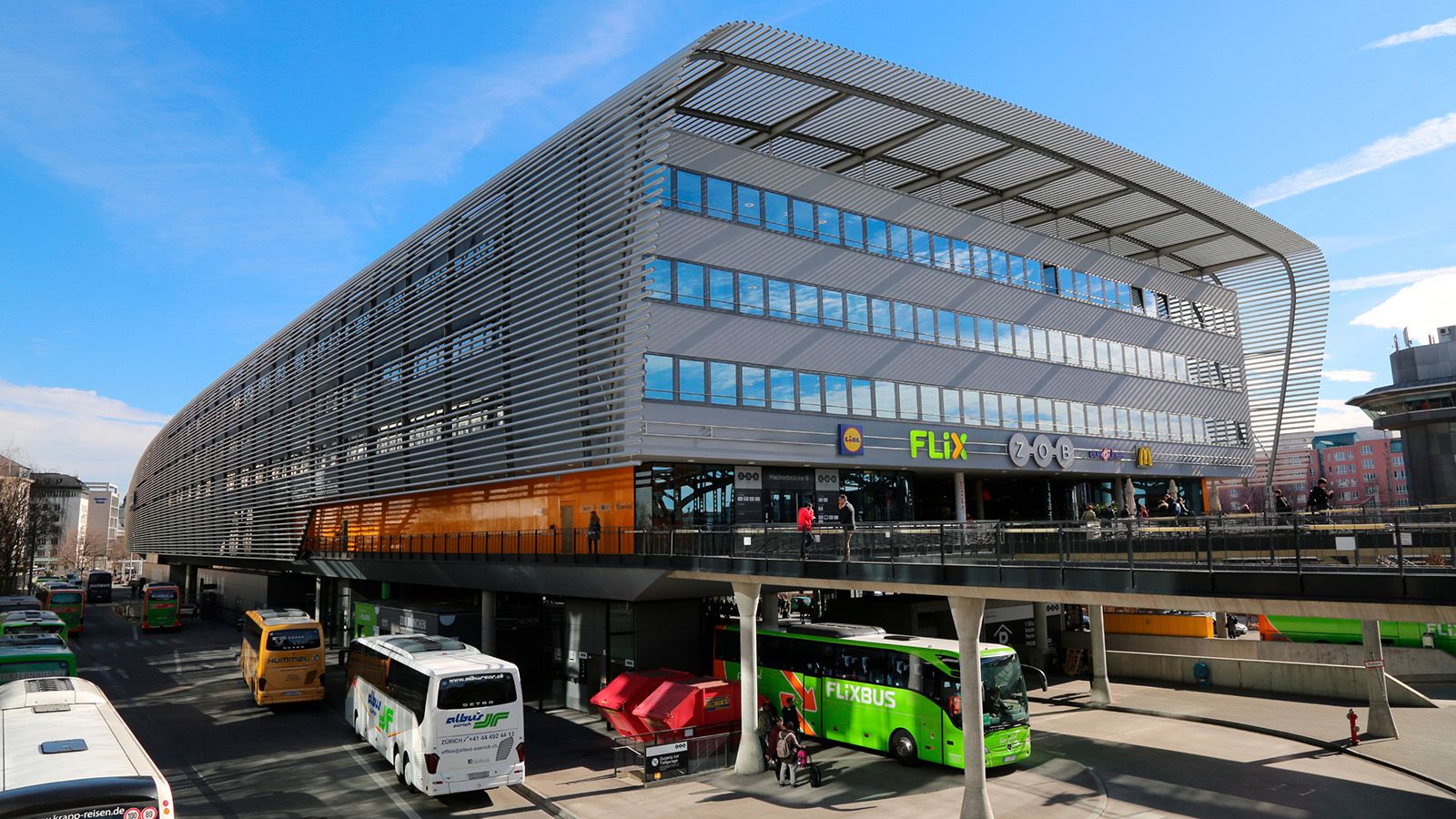 Η Daimler Buses φέρνει δημόσιους ταχυφορτιστές για e-buses στο Μόναχο!