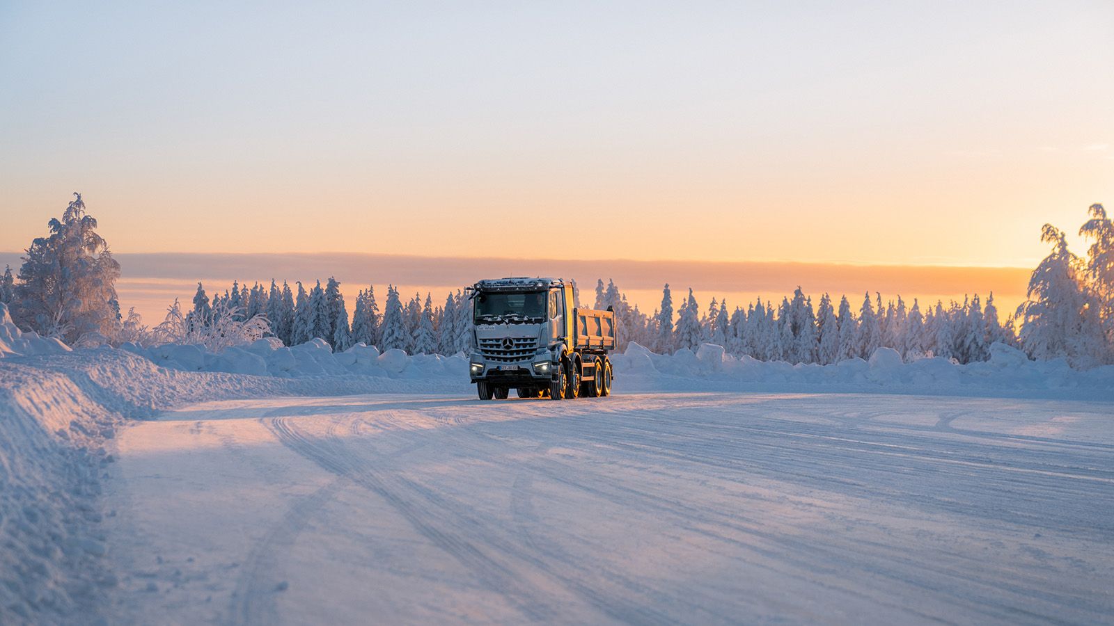 Το Mercedes-Benz eArocs 400 αξιολογείται στους –20°C!