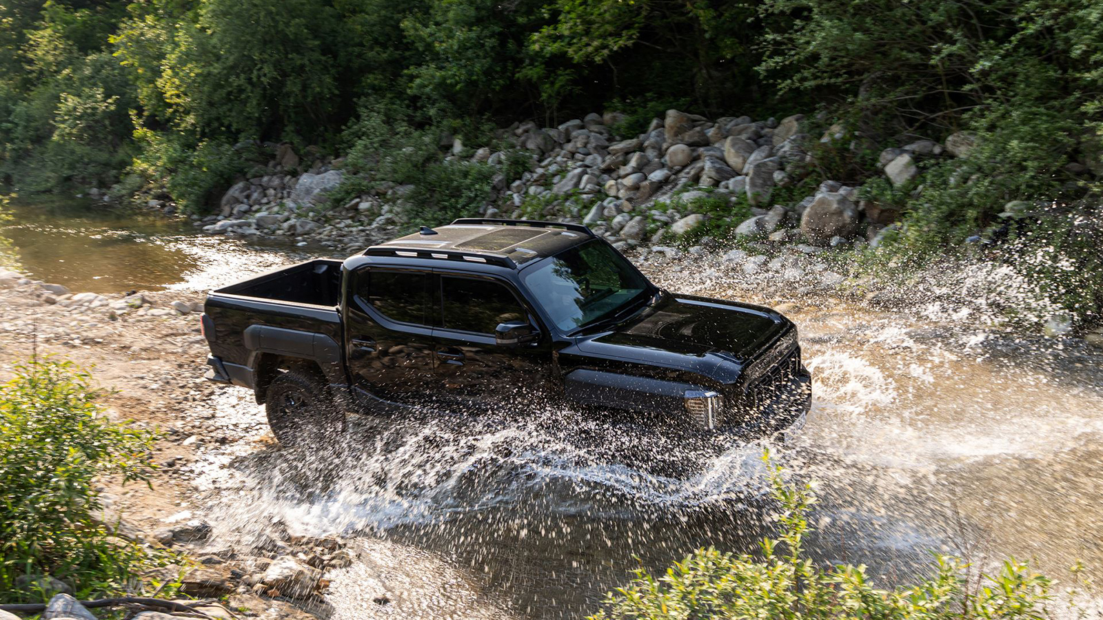 Το Kia Tasman πήρε «άριστα» σε διπλό απαιτητικό test drive!