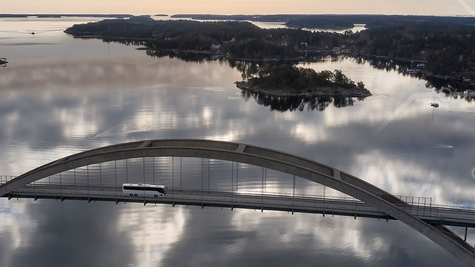 «Πάνοπλη» κατεβαίνει η Scania στην Busworld Europe 2025!