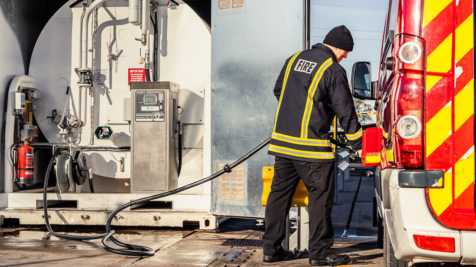 Για να αντισταθμιστεί η ίδια ποσότητα CO2 η Bentley θα απαιτούσε η να έχει φυτέψει 23.291 δέντρα!