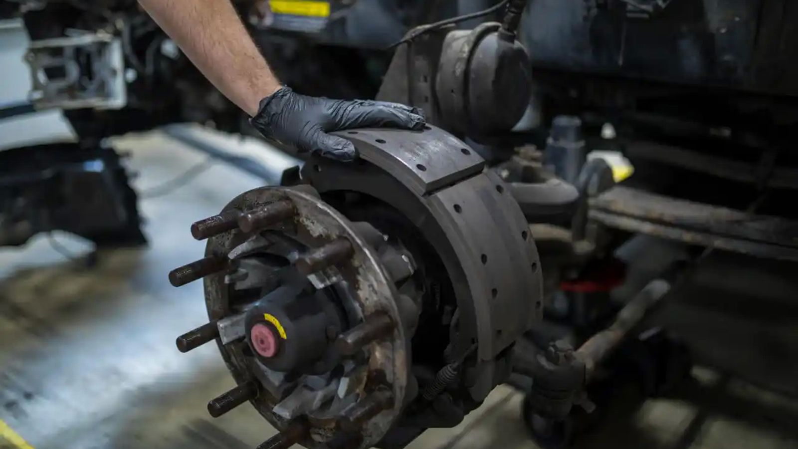 Τι γνωρίζεις για τα φρένα των βαρέων επαγγελματικών;