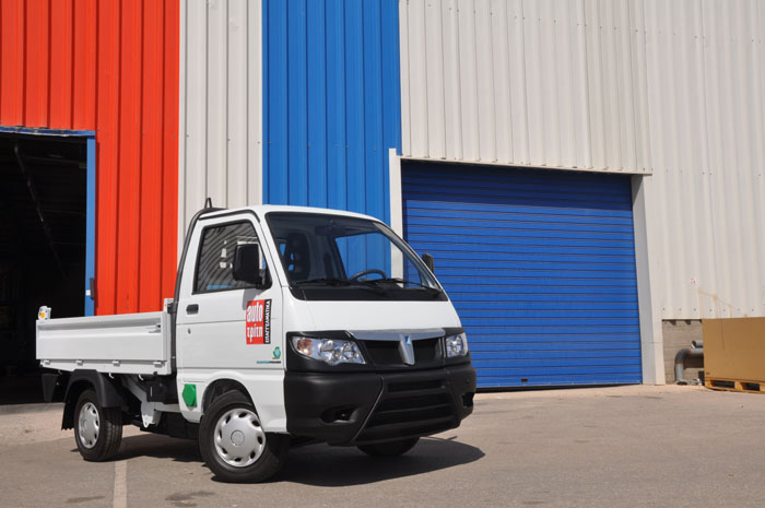 Οδηγούμε το νέο Piaggio Electric Power Porter