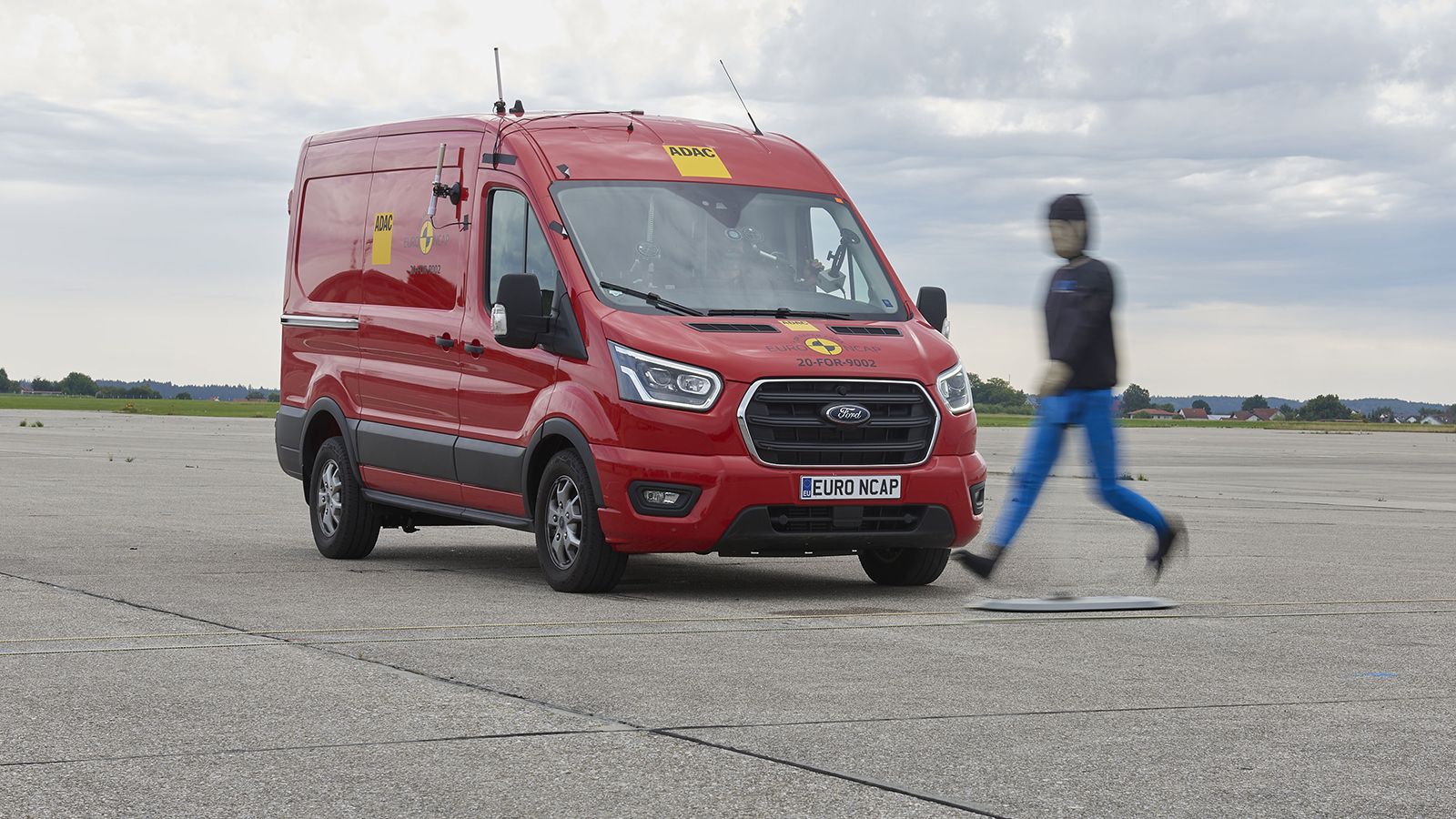 Με βαθμολογία 68%, το Ford Transit είναι το πιο ασφαλές από τα «χρυσά» Van.
