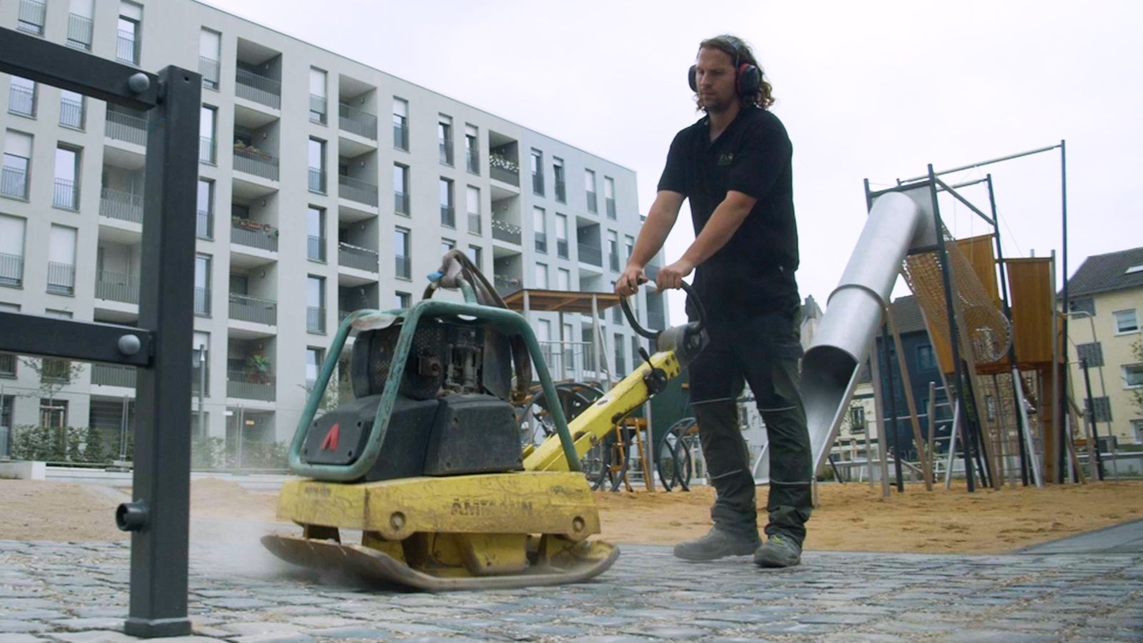 Από χρόνο και χρήμα που χάνονται θέλει να απαλλάξει η Ford Pro τις εταιρείες, παρακολουθώντας εργαλεία και εξοπλισμό ώστε αυτά να μην χάνονται.