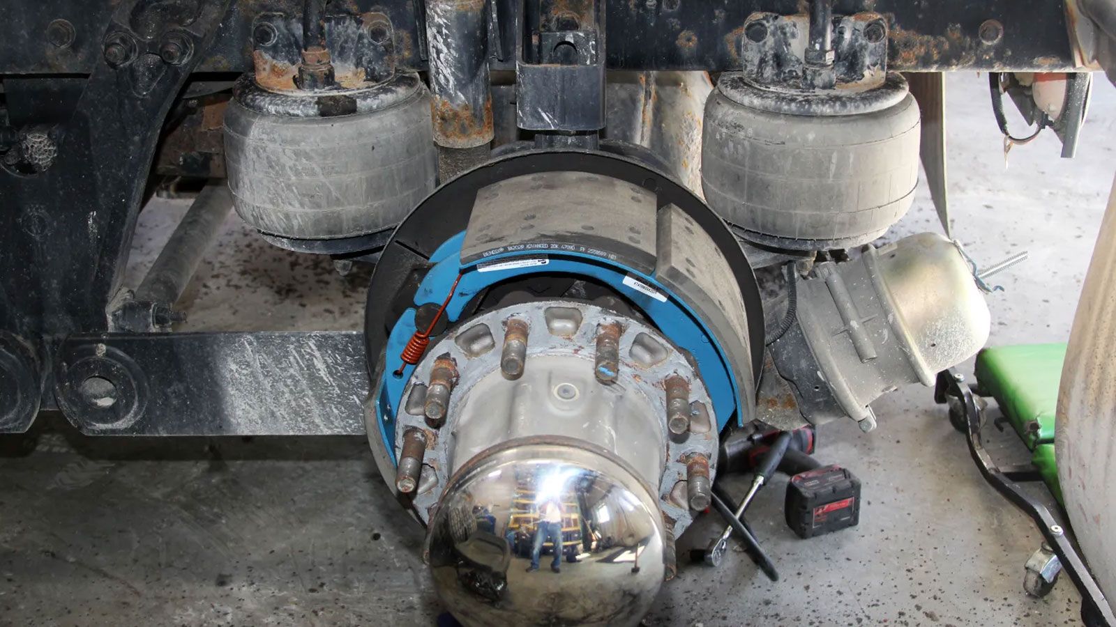 Φρένα Γιώργος: Οι top ειδικοί στα συστήματα φρεναρίσματος του φορτηγού!