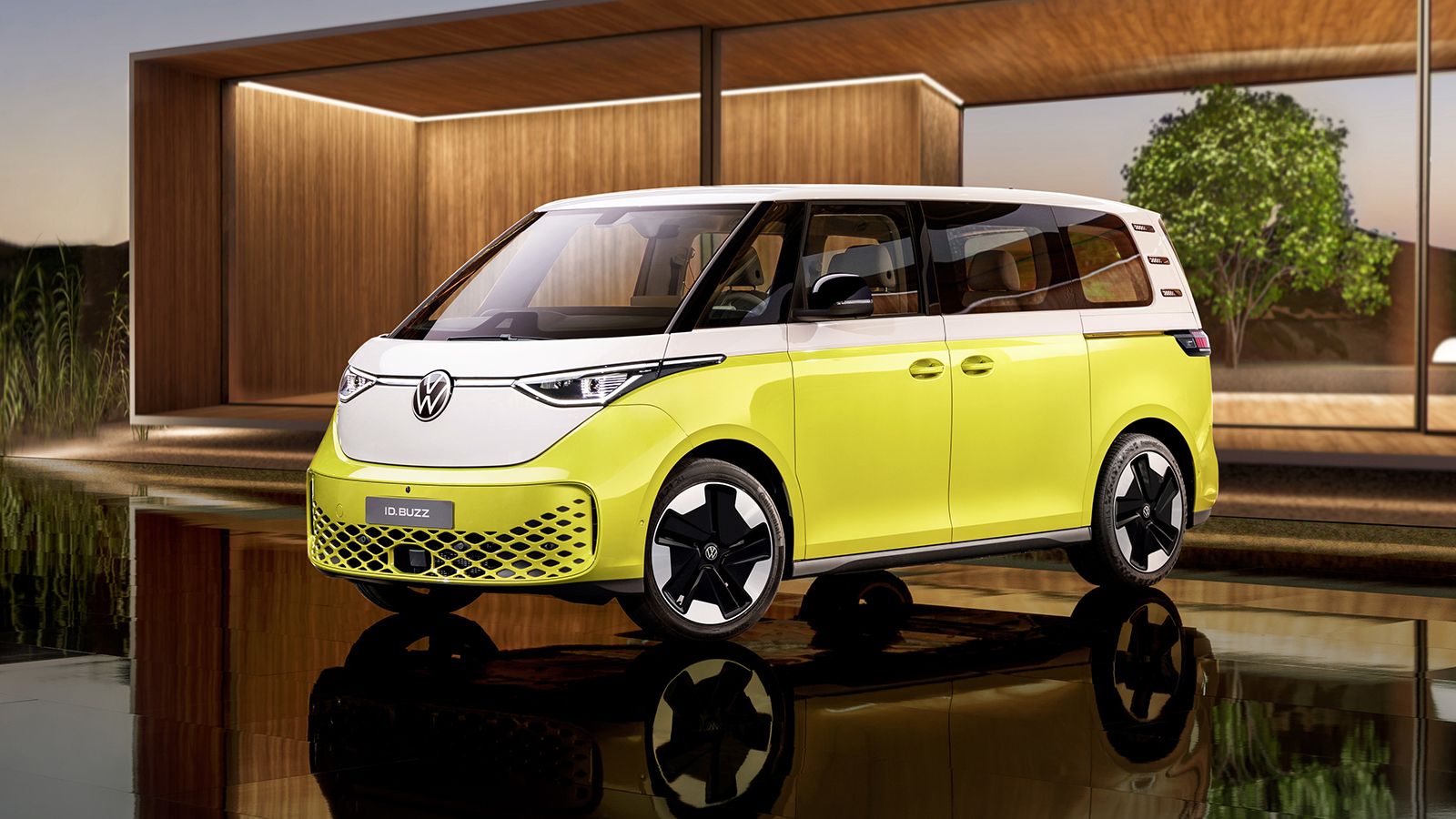 Σε πλήθος εκδόσεων για κάθε χρήση, γούστο και ...τσέπη θα προσφέρεται στο μέλλον το νέο VW ID. Buzz.