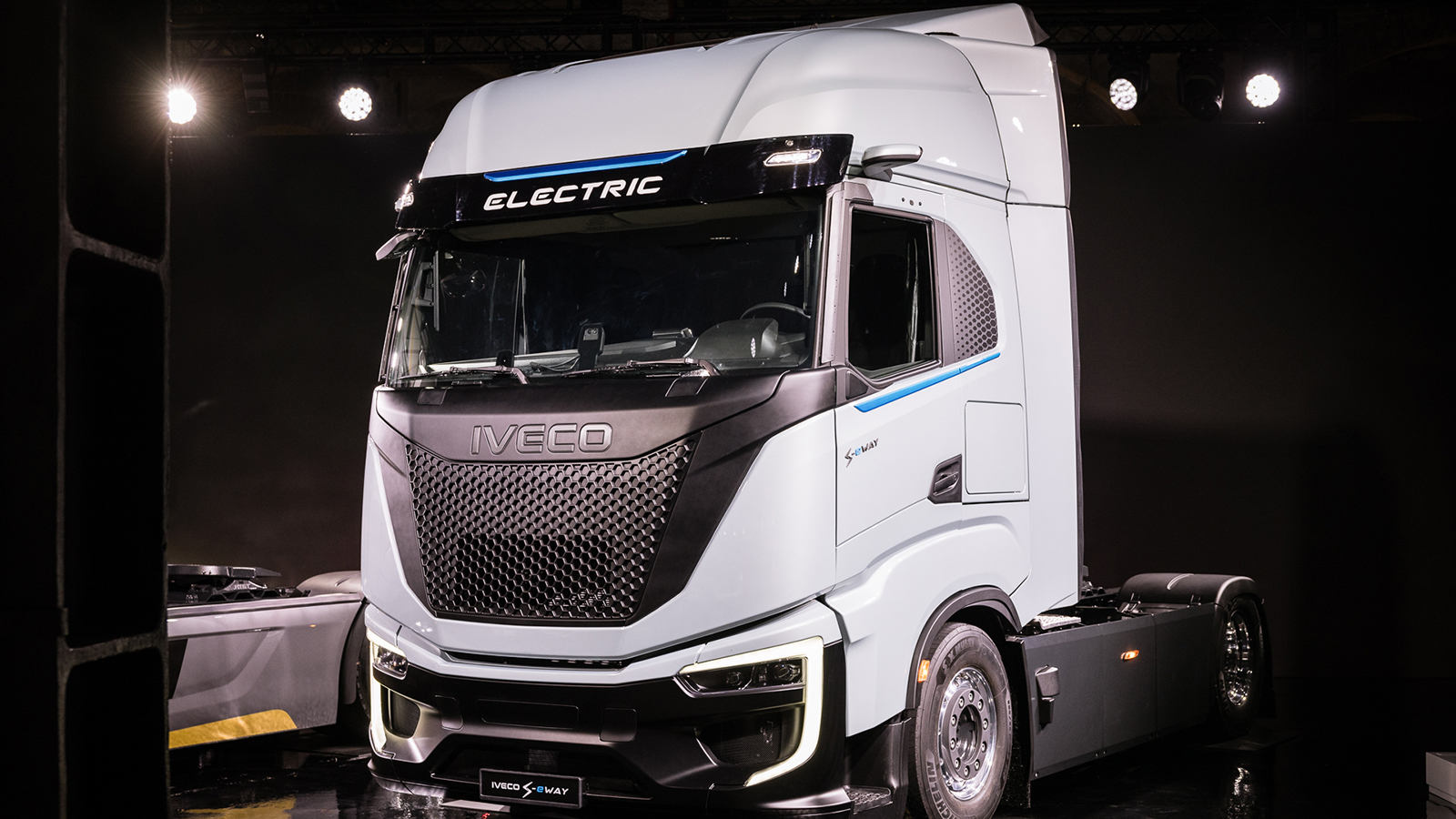 S-eWay Artic: Έρχεται το νέο ηλεκτρικό φορτηγό της Iveco!