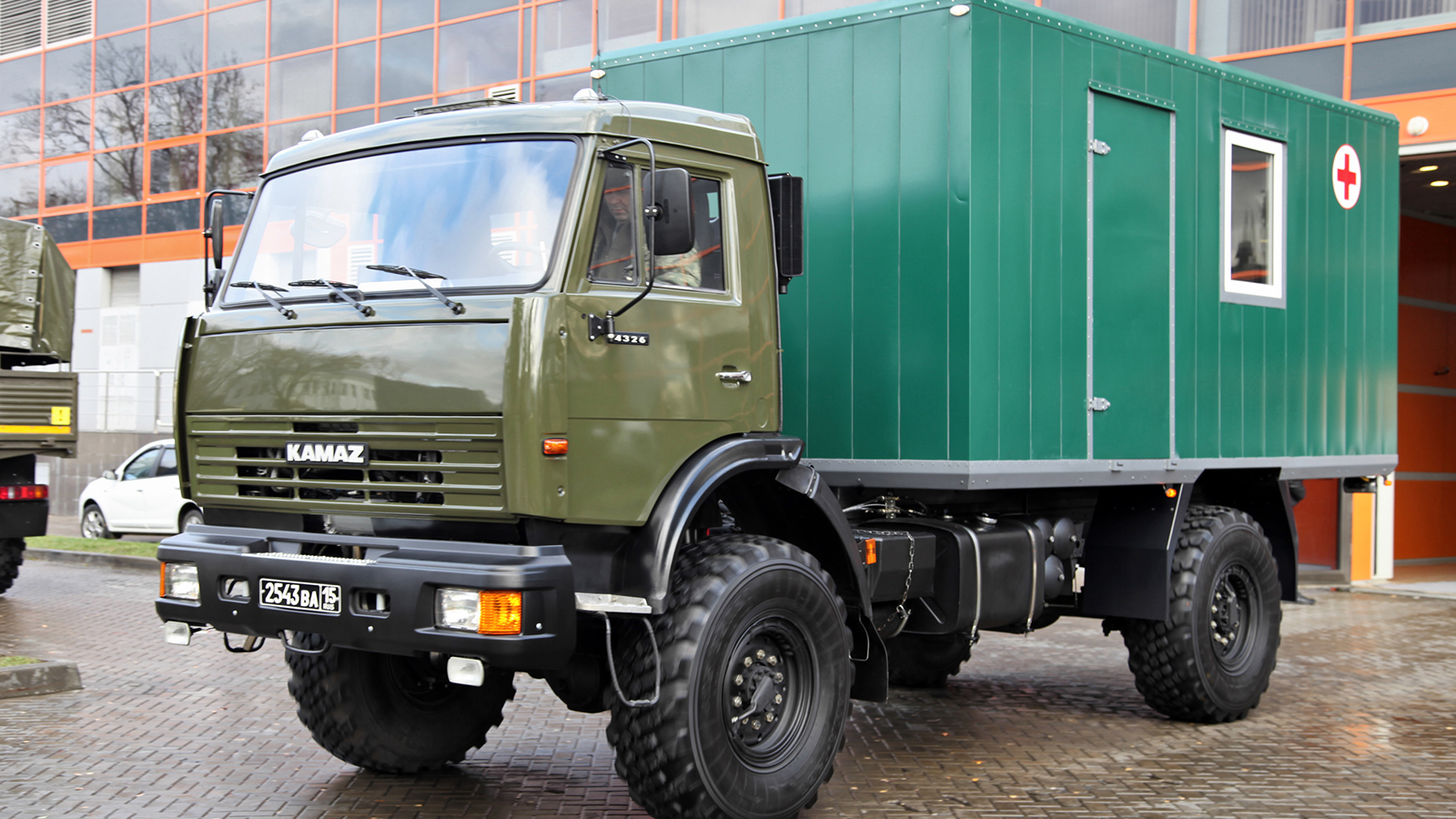 Οριστικό «διαζύγιο» Mercedes-Benz και Kamaz