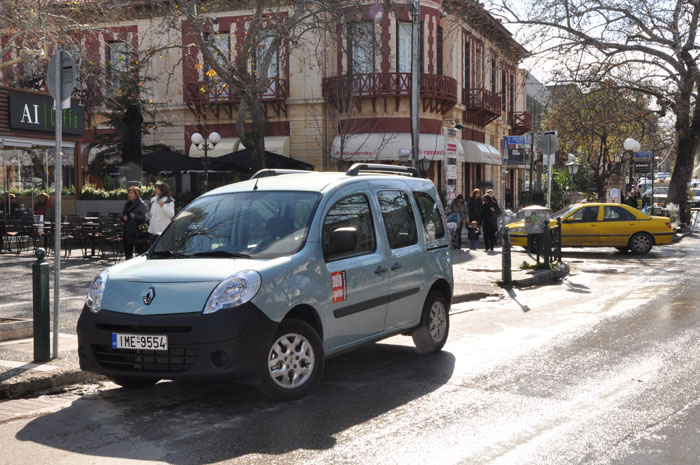 Οδηγούμε το νέο Kangoo 1,6 Expression