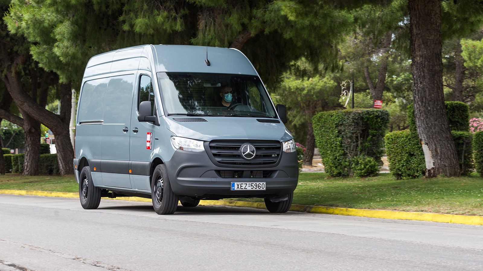 Οδηγούμε το ηλεκτρικό Mercedes-Benz eSprinter 312 Van.