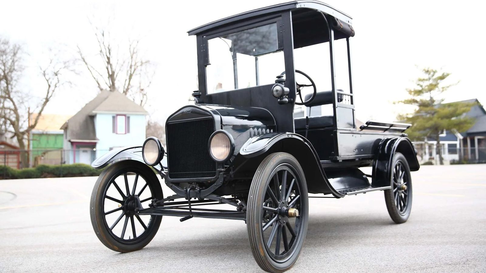 Ένα Ford Model T του 1917 με Pick-Up αμάξωμα άλλαξε πρόσφατα ιδιοκτήτη, ο οποίος μάλιστα δεν χρειάστηκε να πληρώσει μια ολόκληρη περιουσία για να το α