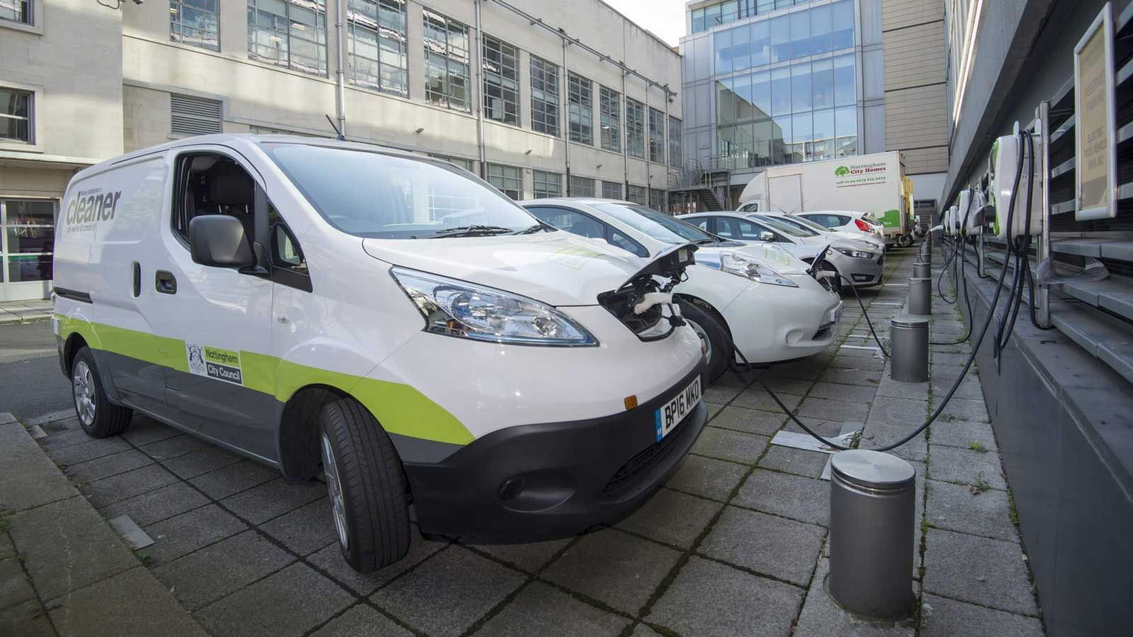 Έρευνα: Όσοι δοκιμάζουν ηλεκτρικά van δεν τα αλλάζουν!