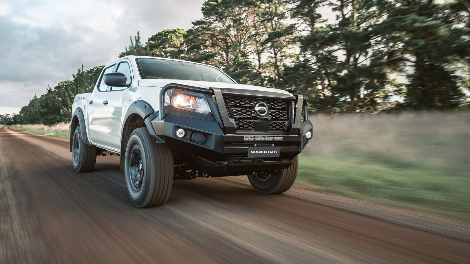 Οι Αυστραλοί λάτρεις του off-road έχουν πλέον μία ακόμα επιλογή, το ολοκαίνουργιο Nissan Navara SL Warrior.