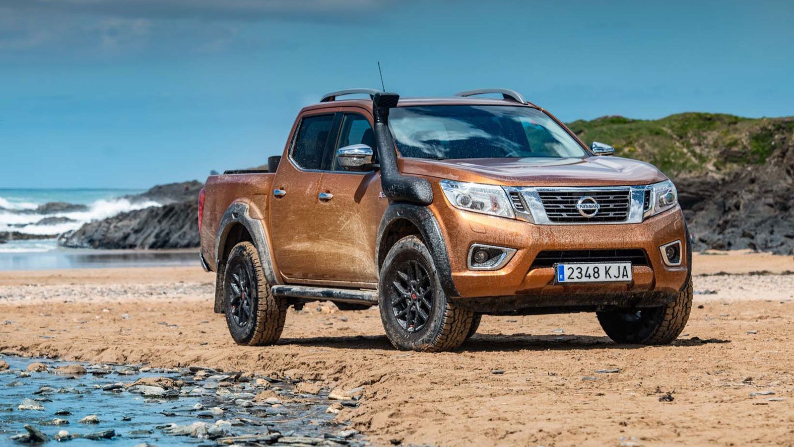 To νέο Navara AT32 αποκάλυψε η Nissan, το οποίο αποτελεί μία αναβαθμισμένη έκδοση του δημοφιλούς Pick-Up που αναπτύχθηκε σε συνεργασία με την Arctic T