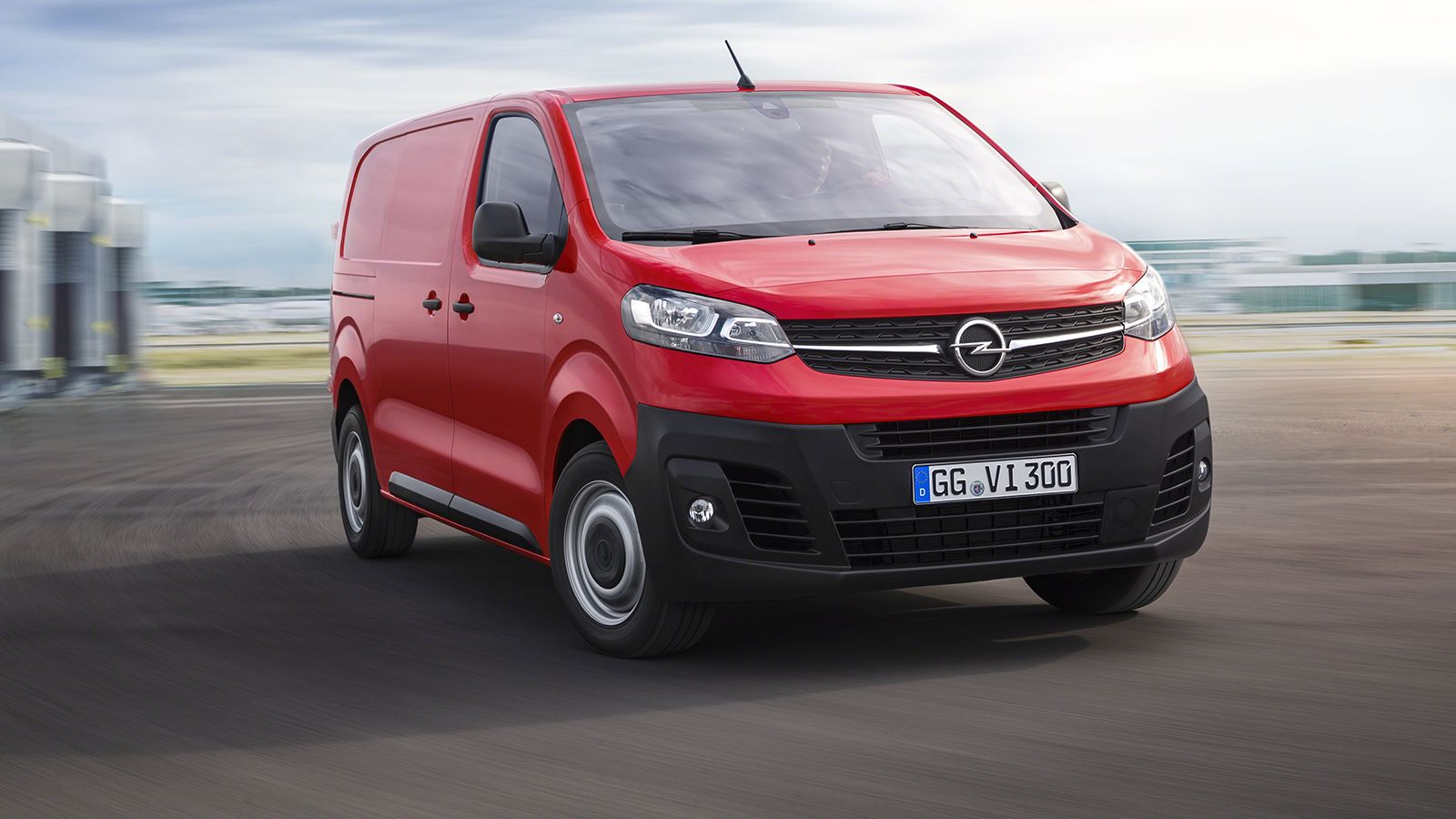 H υπάρχουσα (3η κατά σειρά) γενιά του Opel Vivaro βρίσκεται στην παραγωγή από το 2019.