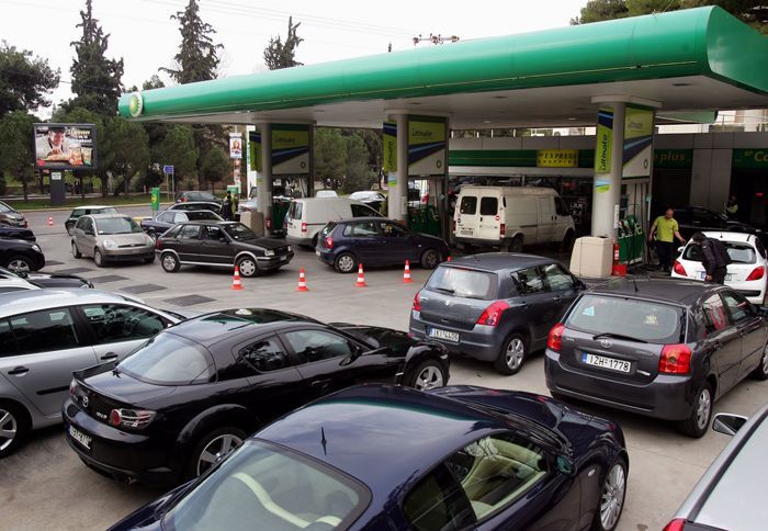Λουκέτο σε 50 πρατήρια καυσίμων σε Αθήνα και Θεσσαλονίκη βάζει η Πολιτεία εξαιτίας μη συμμόρφωσης με το σύστημα εισροών – εκροών.
