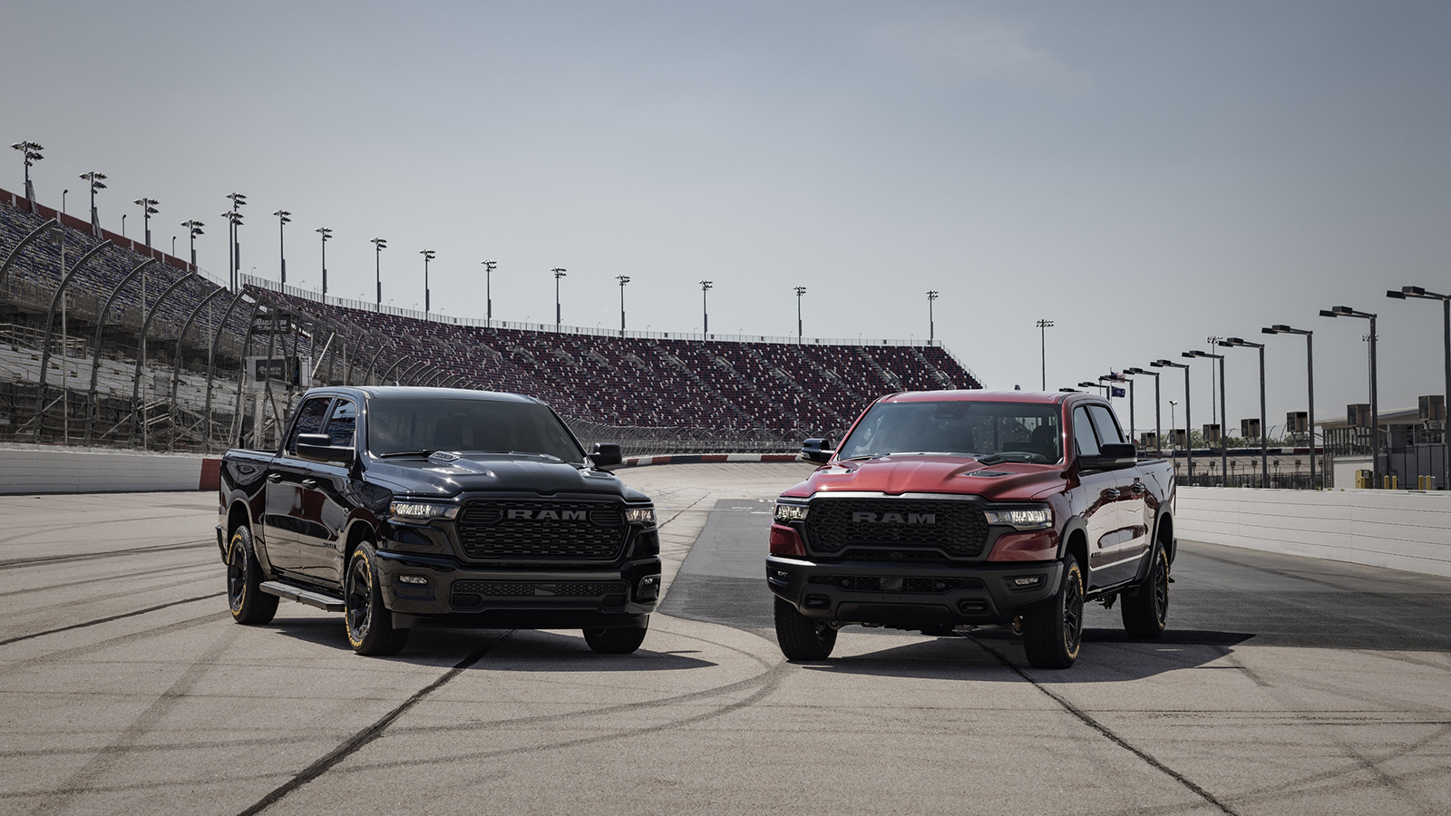 Νέο RAM 1500: Έρχεται & μαζί με τον θηριώδη Hemi V8 των 5,7lt.! 