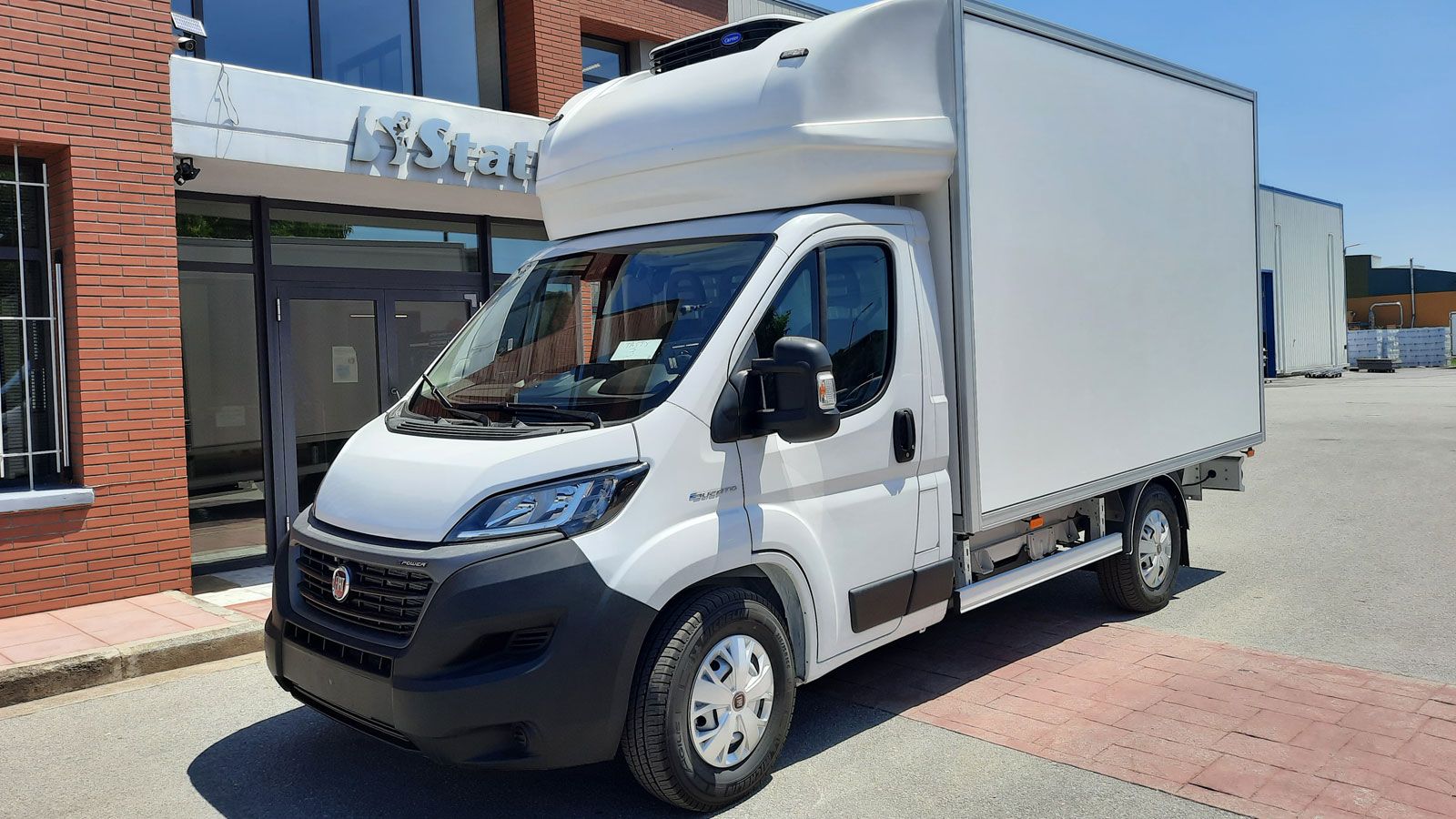 Το πρώτο 4,25te-Ducato-Chassis, με θάλαμο και ψυκτικό μηχάνημα από την εταιρεία Stathis