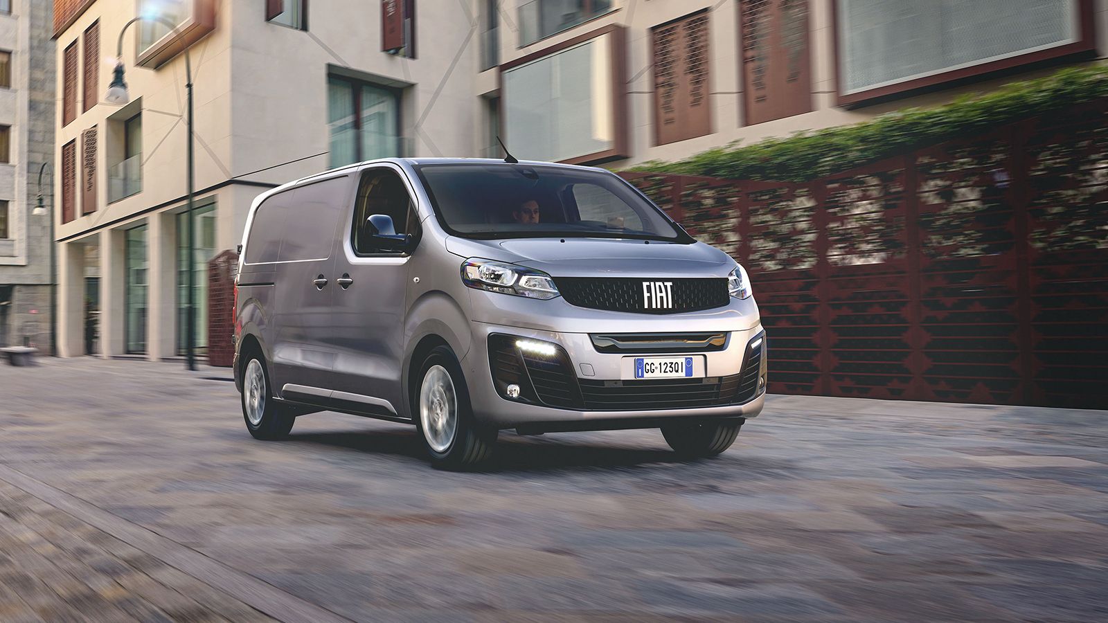 Στις αρχές του νέου έτους θα ξεκινήσουν οι παραγγελίες για το νέο Fiat Scudo, το οποίο στηρίζεται στην πλατφόρμα Μεσαίων Van του ομίλου Stellantis.