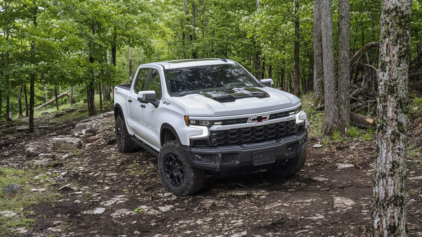 Στην κορυφή της Pick-Up γκάμας της Chevrolet, τοποθετείται το ολοκαίνουργιο Silverado ZR2 Bison. 