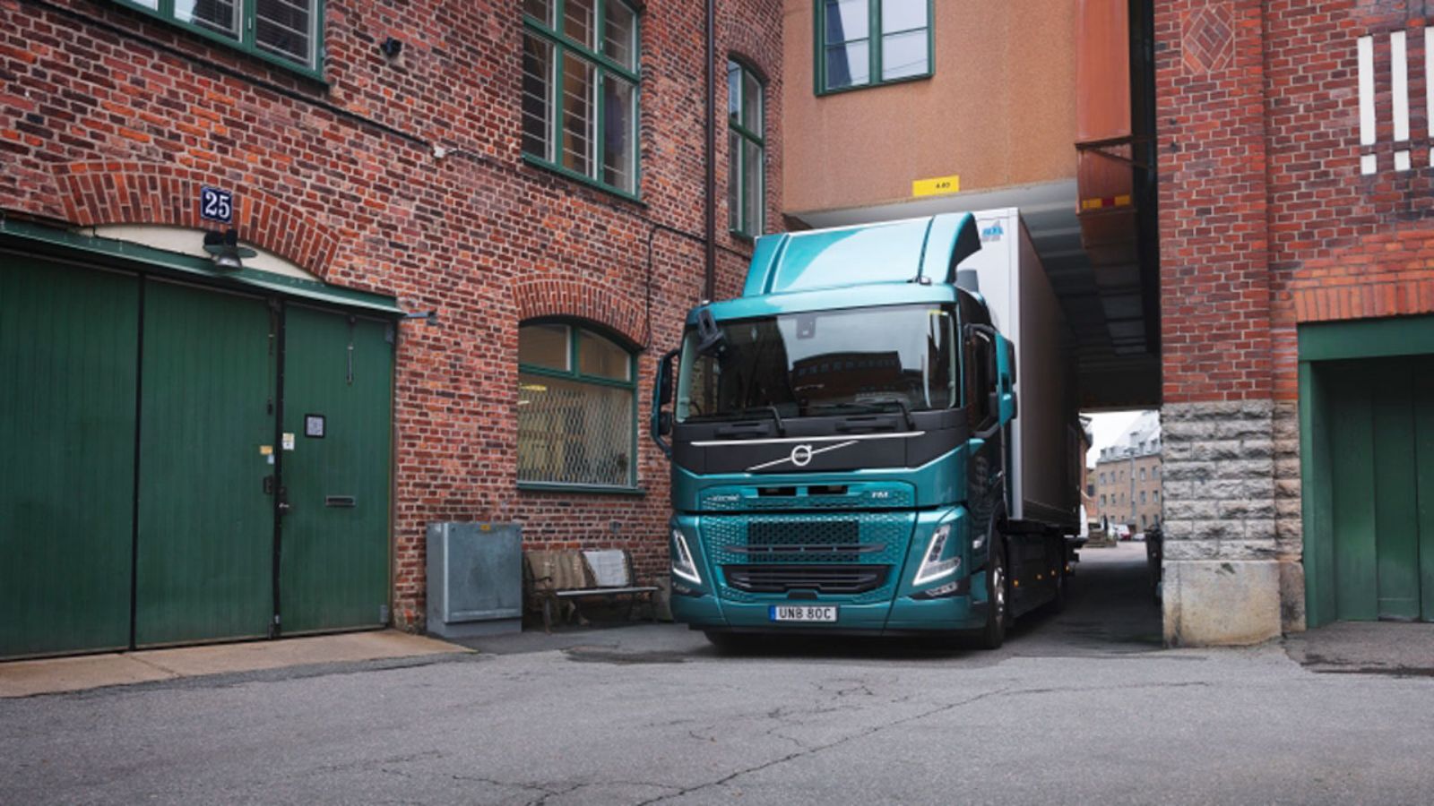 Volvo: 1η στην αναπτυσσόμενη αγορά ηλεκτρικών φορτηγών