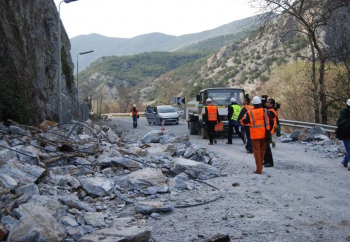Ανοιγοκλείνουν τα Τέμπη από το Νοέμβριο