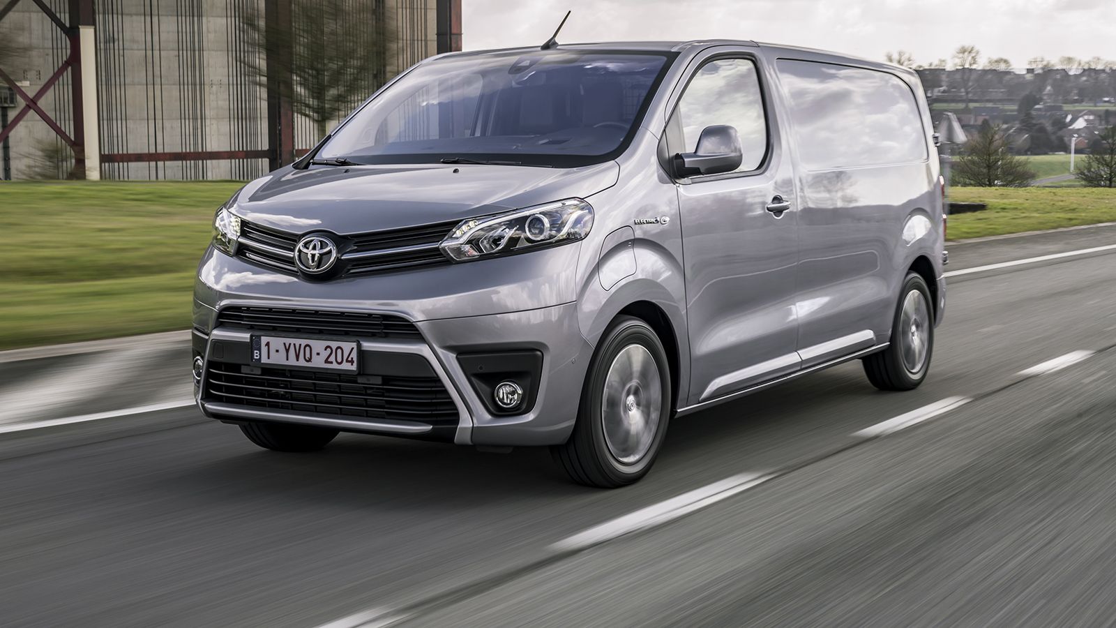 Στις γνωστές τρεις εκδόσεις μήκους λανσάρεται το ηλεκτρικό Toyota Proace Electric.