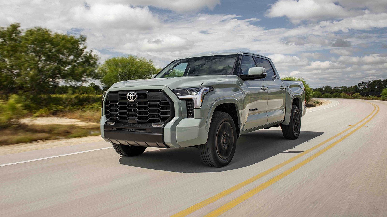 Η έλλειψη τσιπ έχει εκτινάξει στα ύψη τον χρόνο αναμονής των υποψήφιων αγοραστών του νέου Toyota Tundra. 