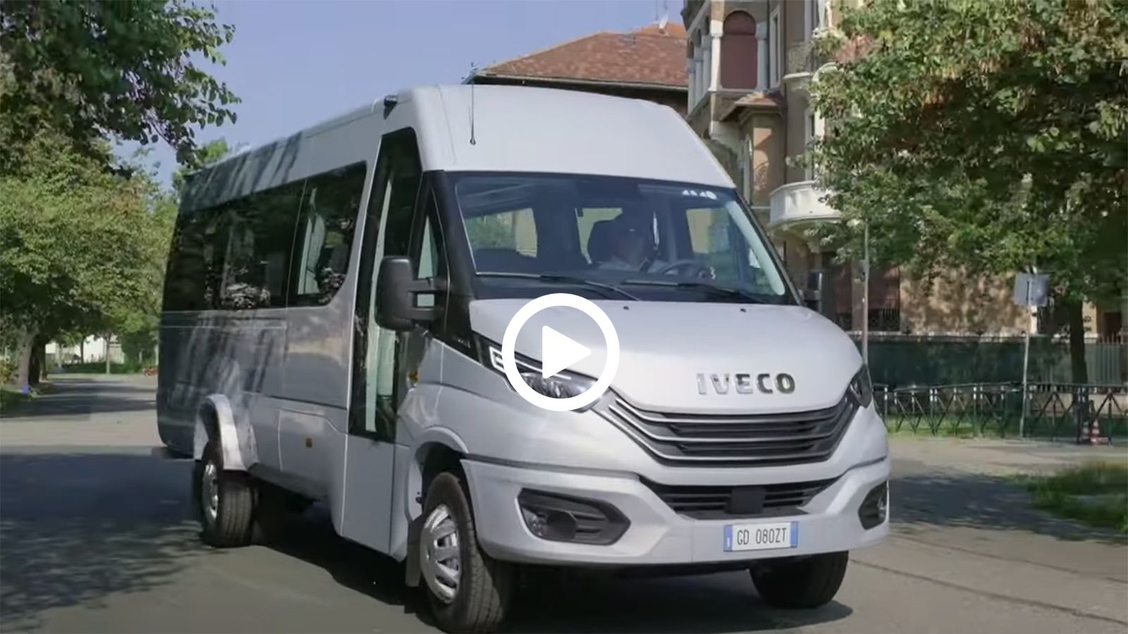 Το νέο Iveco Daily Minibus σε δράση