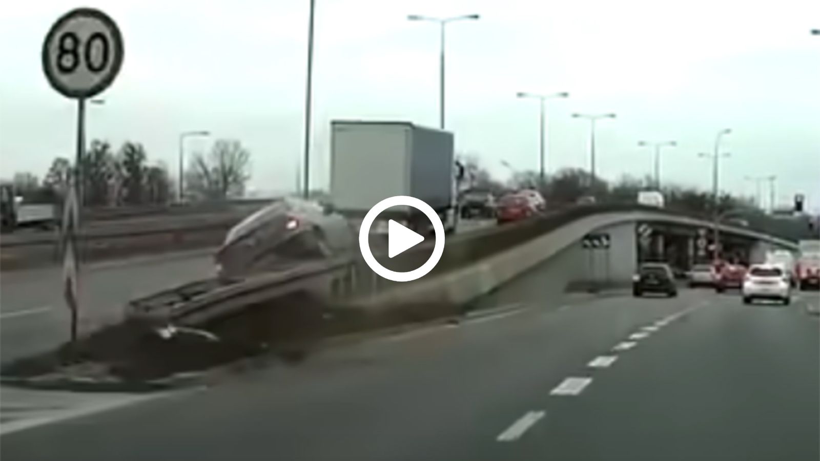 Όποιος βιάζεται σκοντάφτει (στις μπαριέρες)