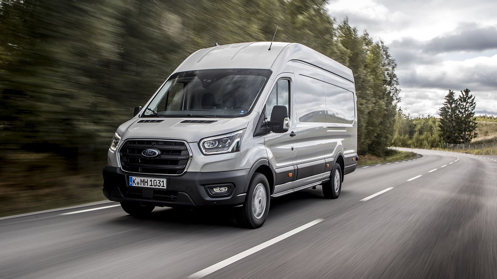 Πιο πλήρες από ποτέ εμφανίζεται το Ford Transit. Ας το γνωρίσουμε...