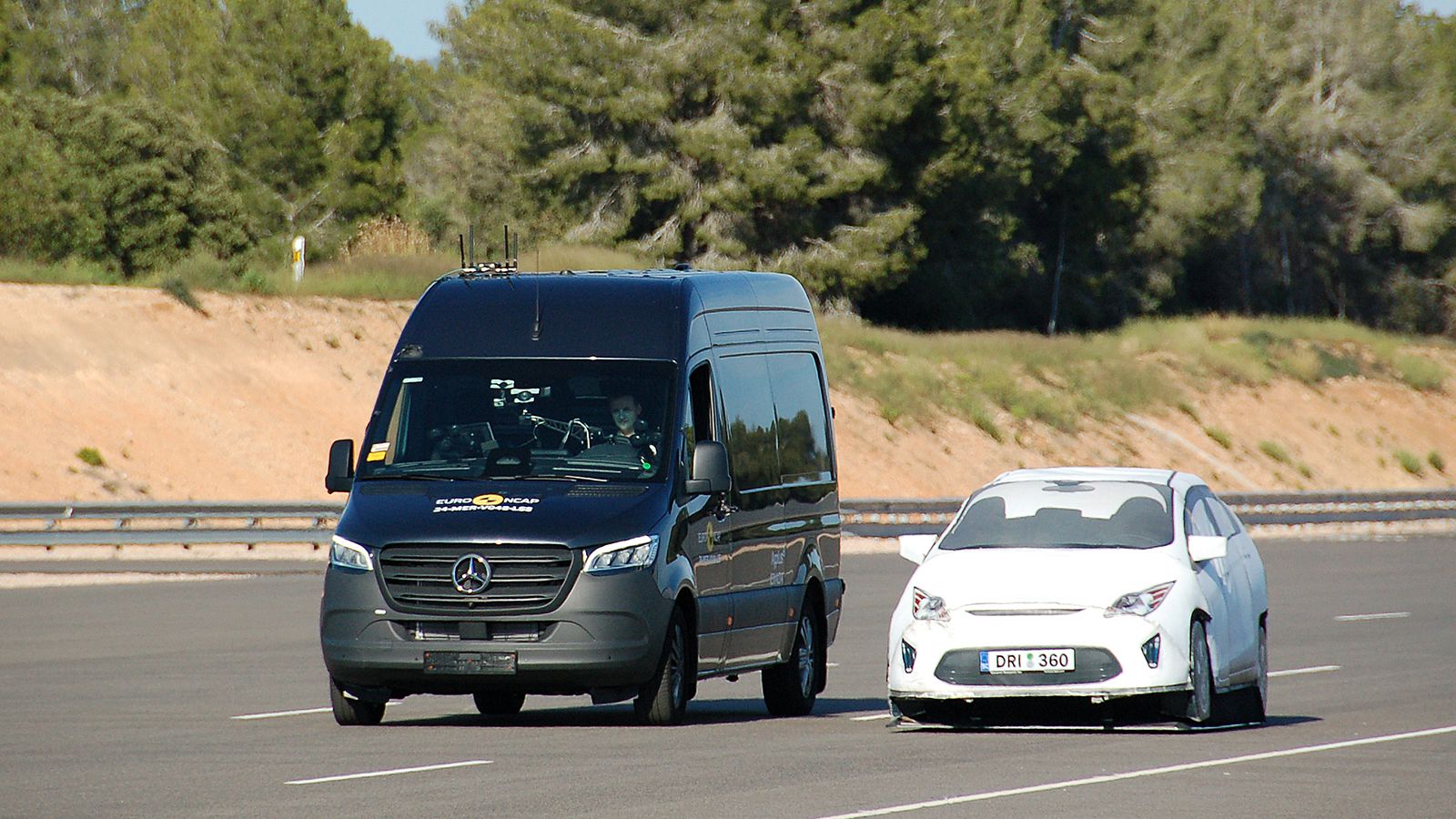 Ποια είναι τα Vans με την κορυφαία βαθμολογία από τον Euro NCAP ως προς την ασφάλεια που προσφέρουν τα συστήματα ADAS τους;