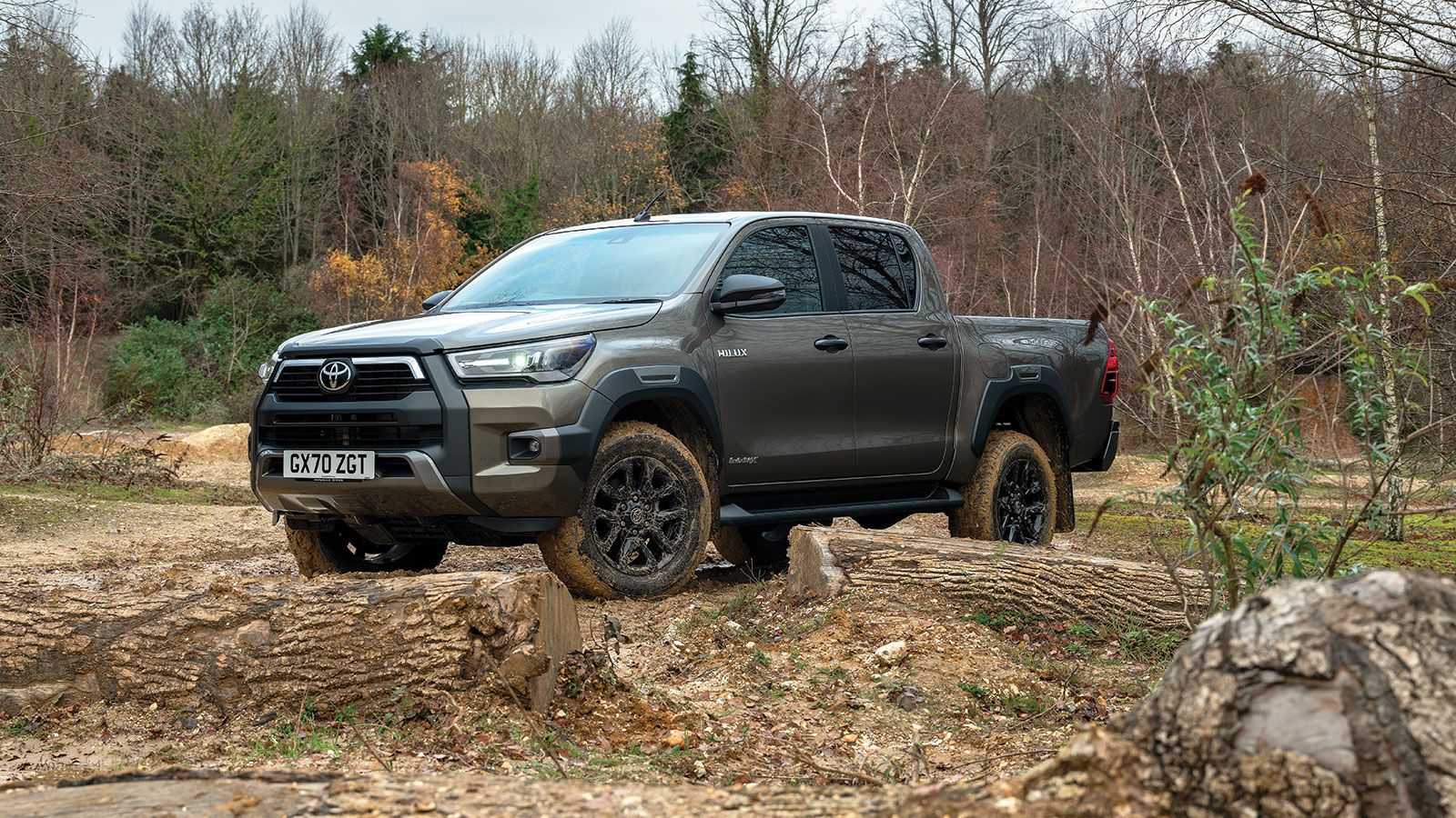 Το νέο Toyota Hilux εξακολουθεί να διατηρεί αναλλοίωτες τις πολύ καλές εκτός δρόμου ικανότητες των προκατόχων του. 