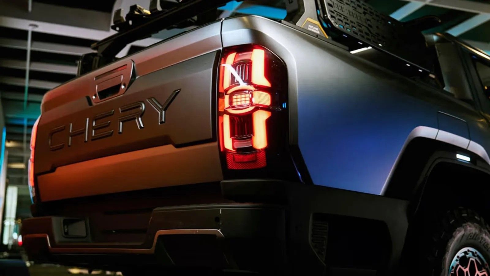 Chery KP31: λεπτομέρεια, πίσω όψη, προφυλακτήρας