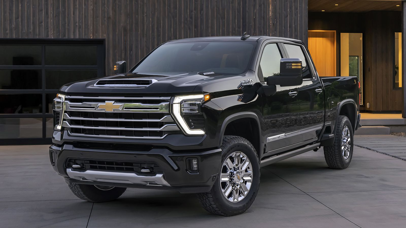 Το ριζικά ανανεωμένο Chevrolet Silverado HD θα λανσαριστεί στο 1ο τρίμηνο του νέου έτους.