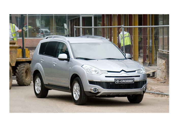 Πρεμιέρα για Citroen C-Crosser Van!