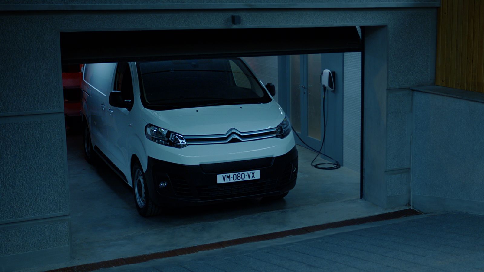 Αποδοτικό, πρακτικό και ηλεκτρικό! (+vid)