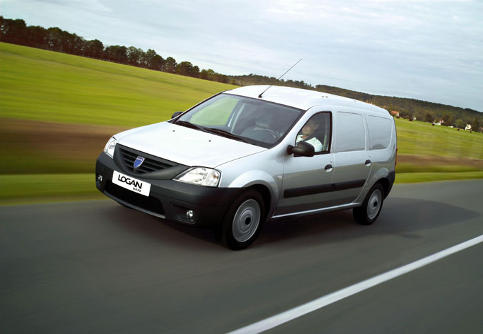 Dacia Logan Van vs Opel Astra Van