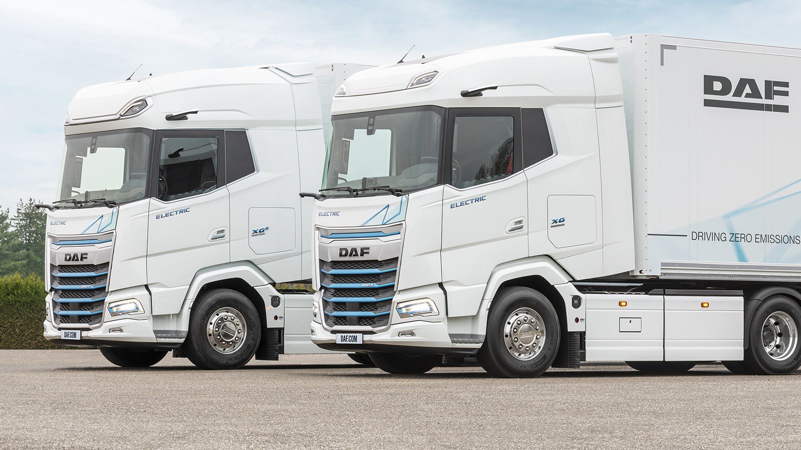 DAF XD & XG Electric, στατικά, το ένα δίπλα στο άλλο.