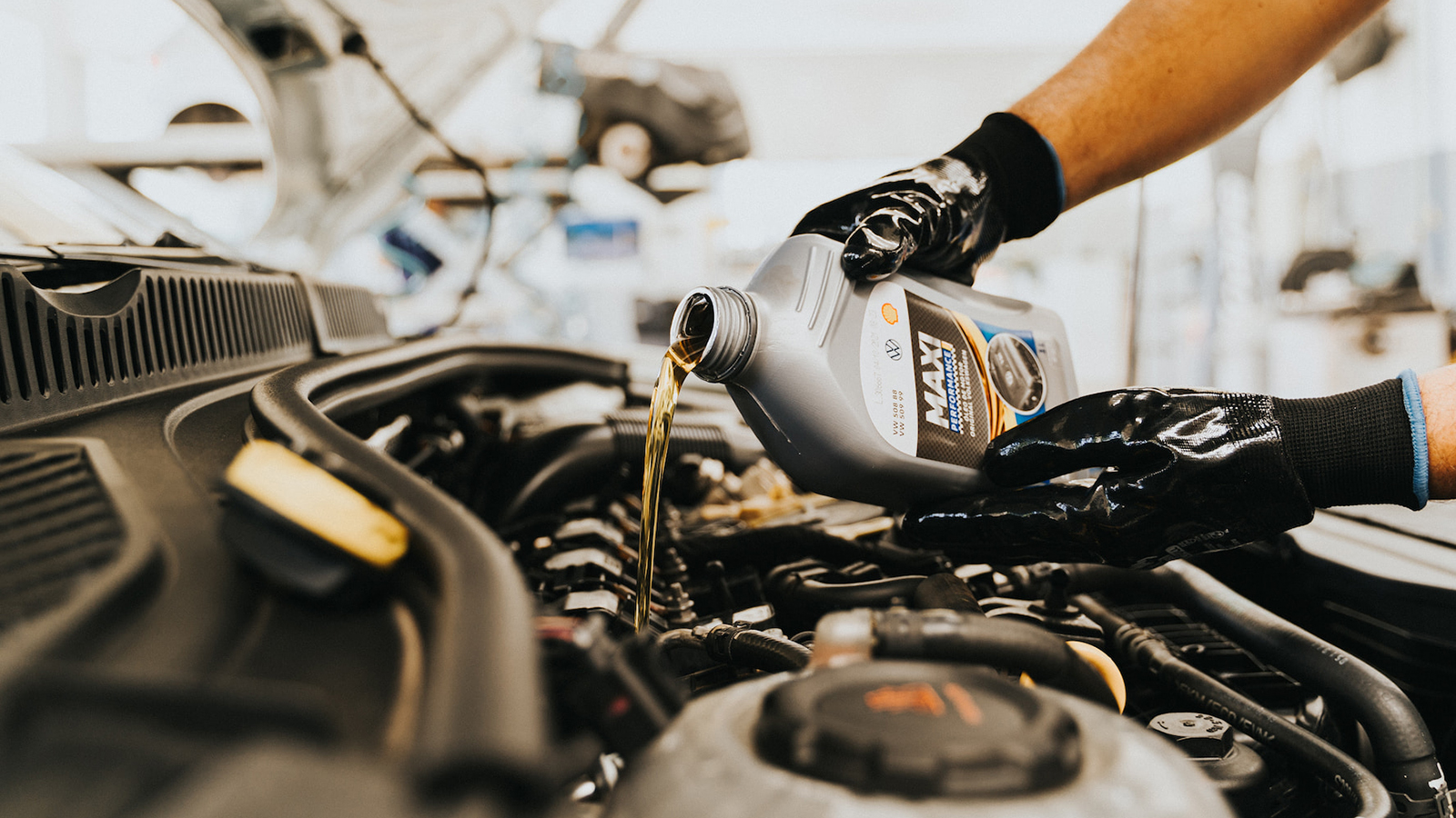 Πώς θα επιλέξεις το σωστό λιπαντικό για επαγγελματικό όχημα – Όσα πρέπει να ξέρεις!