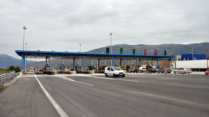 Μειώσεις της τάξης των 0,10 ευρώ ανακοίνωσε και η Ολυμπία Οδός για την Νέα Εθνική Οδό Αθηνών – Πατρών.