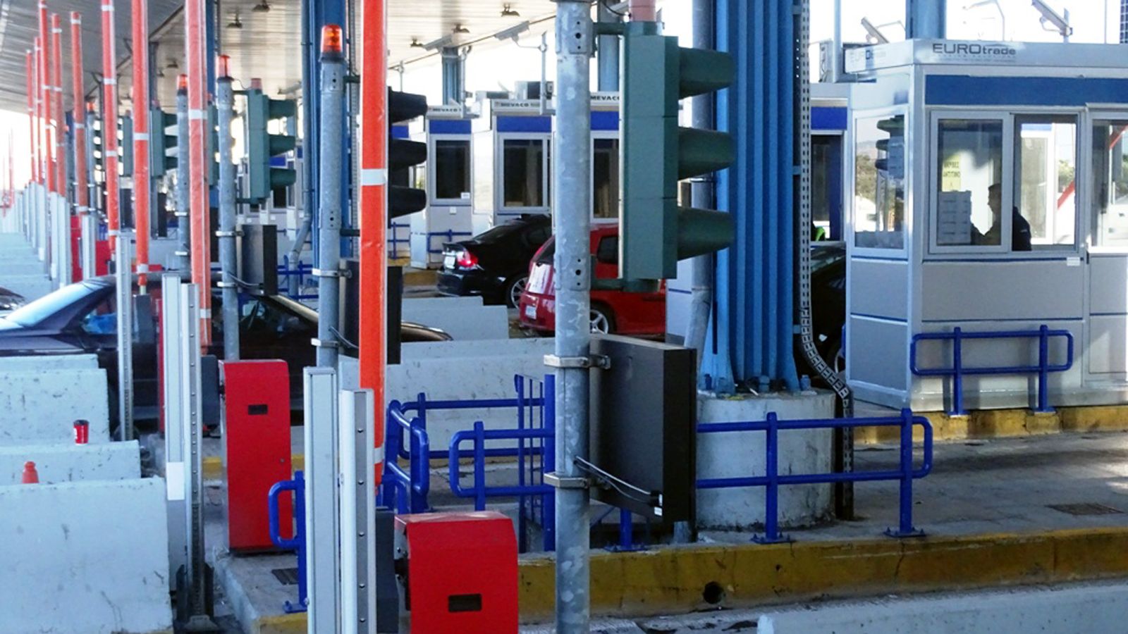 Χωρίς χρέωση θα είναι οι διελεύσεις στους σταθμούς διοδίων όλης της χώρας για τις επερχόμενες Ευρωεκλογές και Αυτοδιοικητικές Εκλογές.