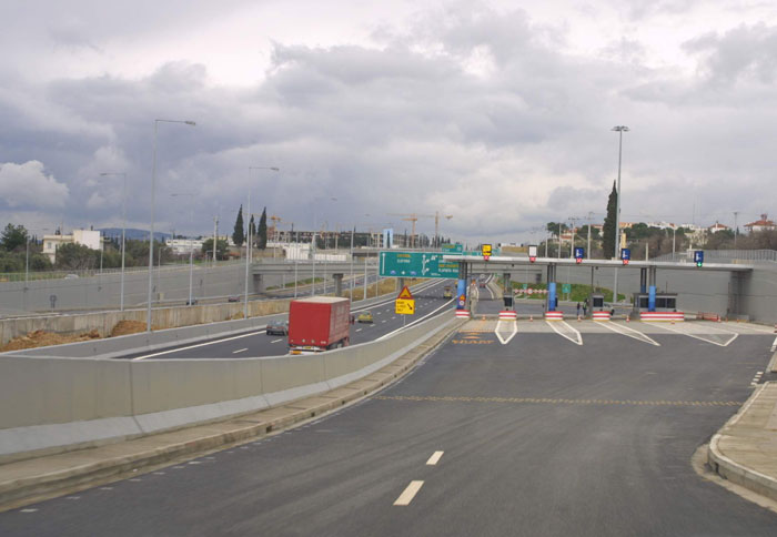 Νέες τιμές θα ισχύσουν στους σταθμούς διοδίων στο τμήμα Ελευσίνα – Πάτρα, από την 1η Ιανουαρίου του 2015 για όλες τις κατηγορίες οχημάτων. 