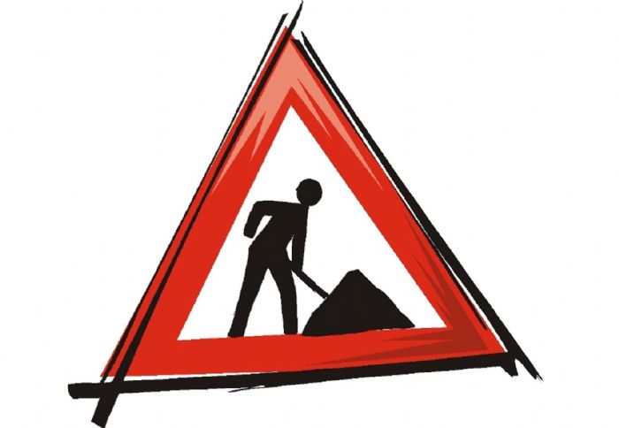 Νέες κυκλοφοριακές ρυθμίσεις και…ταλαιπωρία περιμένουν τους οδηγούς στη ΝΕΟ Κορίνθου – Πατρών, στον κόμβο της Αρχαίας Κορίνθου.